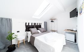 Volcano'S Suite - Uva - The First Sustainable Eco - Chic Suite In Sicily - Room